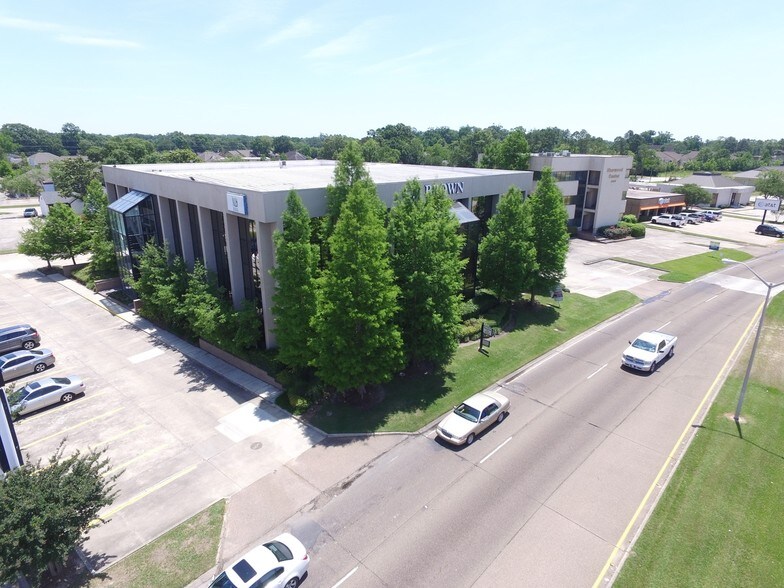 More Photos Of 3029 S Sherwood Forest Blvd, Baton Rouge Loft Creative Space For Lease