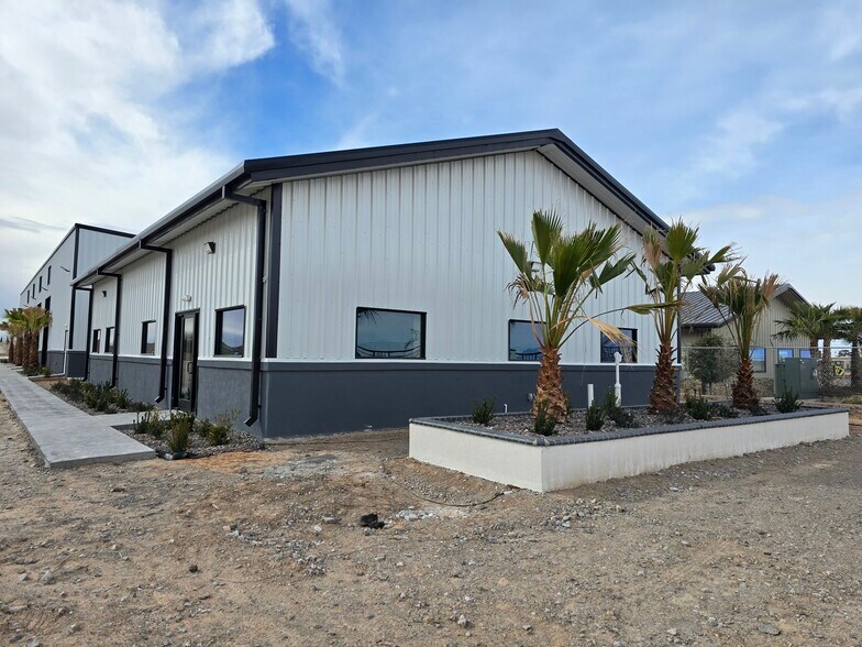 More Photos Of 14372 Rudi Kuefner, Horizon City Industrial For Sale