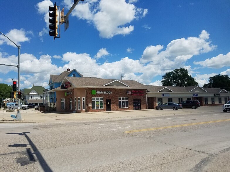 More Photos Of 105 E McLane St, Osceola Office For Sale