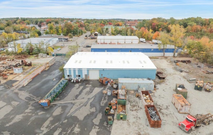 More Photos Of 60 Garden Park, Braintree Warehouse For Sale