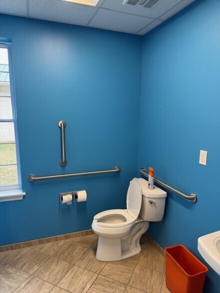 More Photos Of 229-231 N Main St, Smyrna Office For Lease