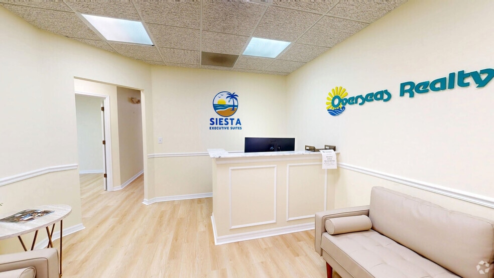 Primary Photo Of 3400 S Tamiami Trl, Sarasota Office For Lease