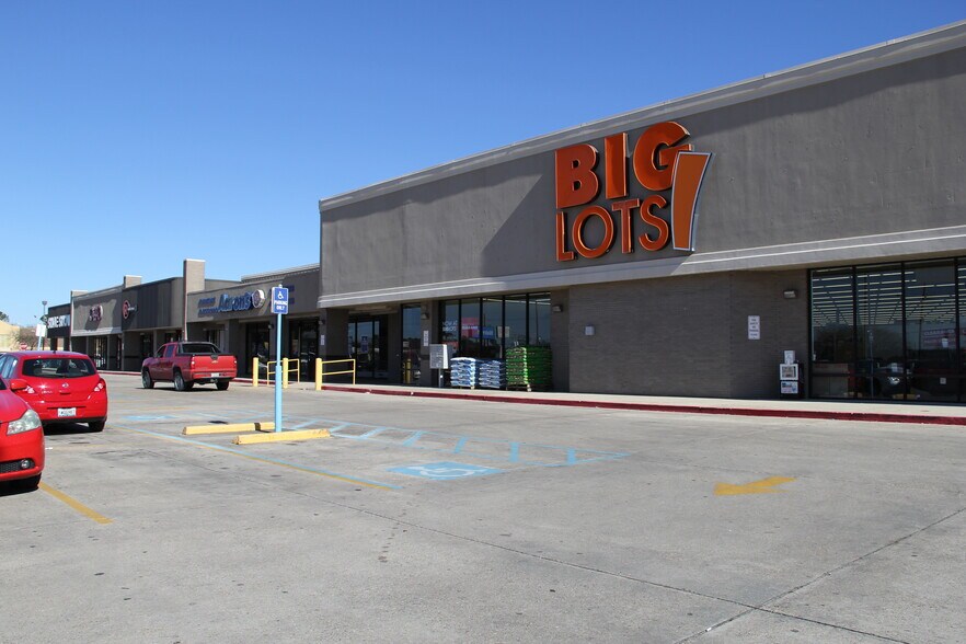 More Photos Of 200 N Airline Hwy, Gonzales Unknown For Lease