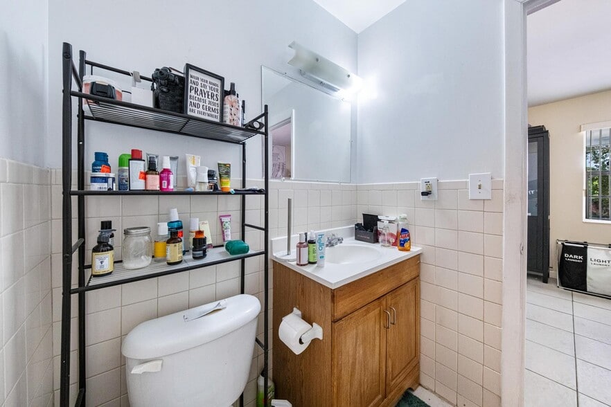 More Photos Of 2221 NW 58th Ave, Lauderhill Apartments For Sale