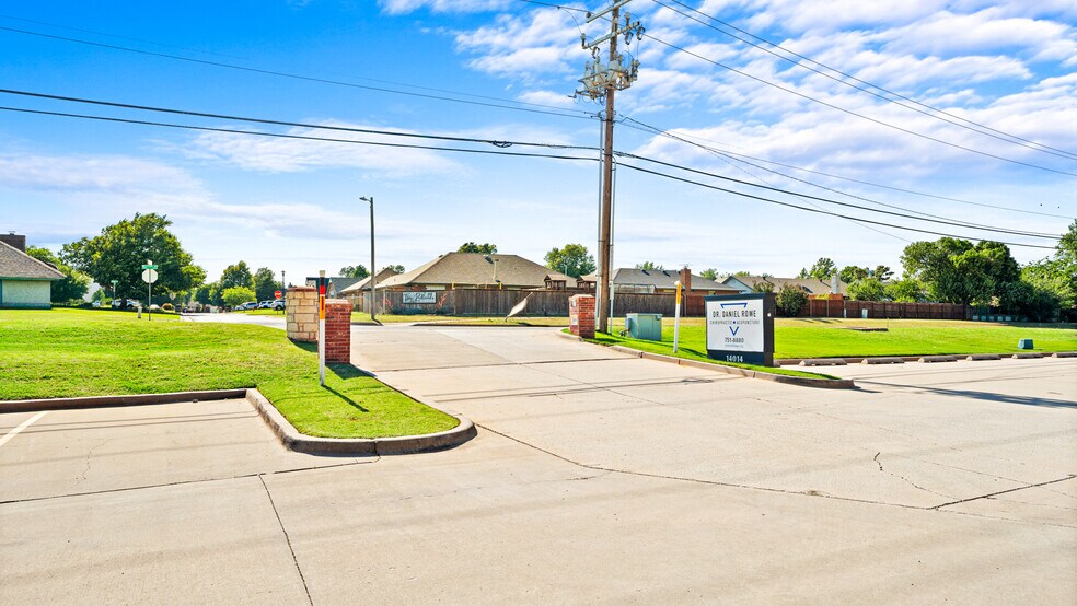 More Photos Of 14000 N Western Ave, Edmond Office For Sale