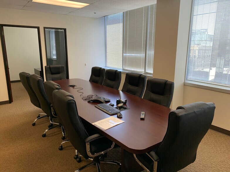 More Photos Of 609-611 Wilshire Blvd, Los Angeles Office For Lease