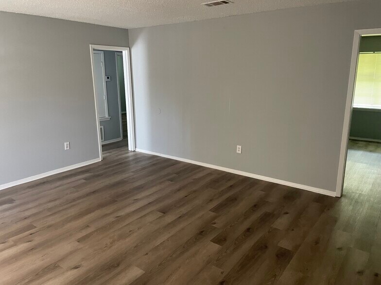 More Photos Of 2750 N Siwell Rd, Jackson Multifamily For Sale