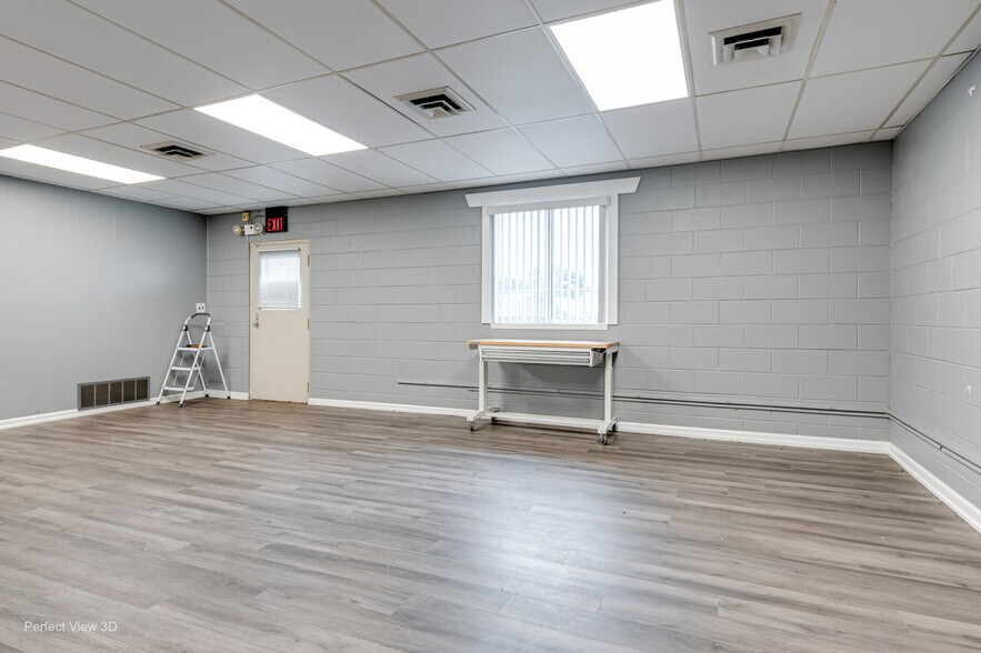 More Photos Of 1036 Sard Ave, Montgomery Warehouse For Lease