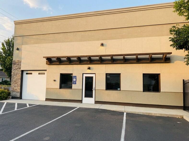 More Photos Of 9049 Horseshoe Bend Rd, Eagle Self Storage For Sale