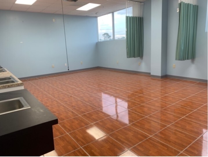 More Photos Of 14602 Presidio Square Blvd, Houston Office For Sale