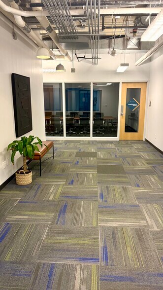 More Photos Of 345 W Washington Ave, Madison Medical For Lease