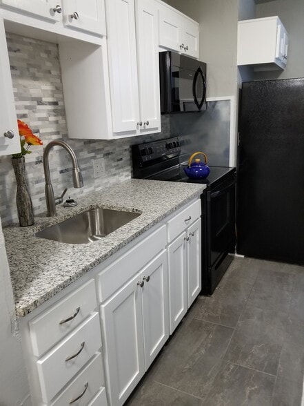 More Photos Of 200 NE 14th St, Oklahoma City Apartments For Sale