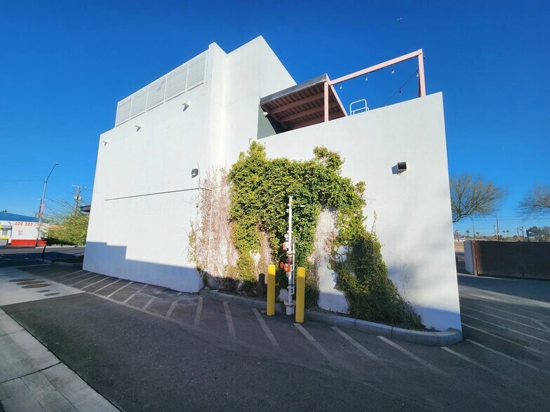 More Photos Of 4971 N 7th Ave, Phoenix Restaurant For Sale