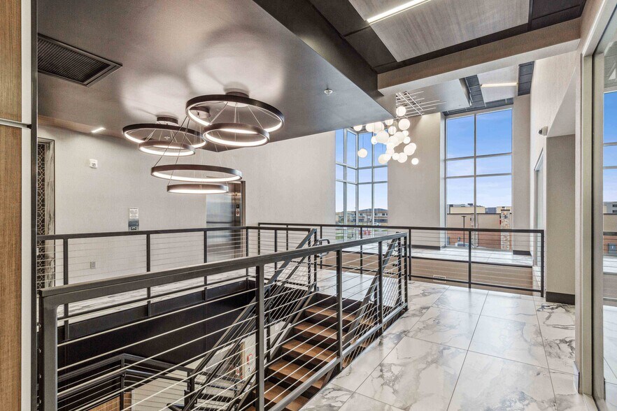 More Photos Of 5650 34th Ave S, Fargo Office For Lease