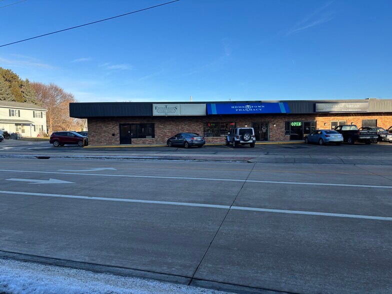 More Photos Of 730 W Main St, Sun Prairie Unknown For Lease