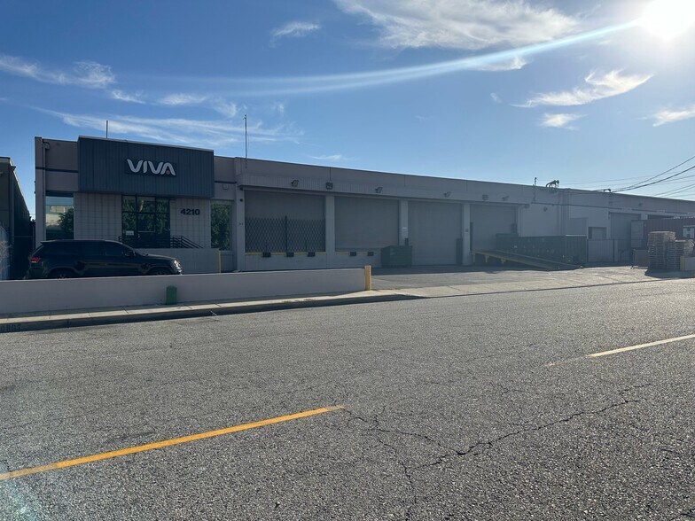 More Photos Of 4200-4210 Charter St, Vernon Warehouse For Lease
