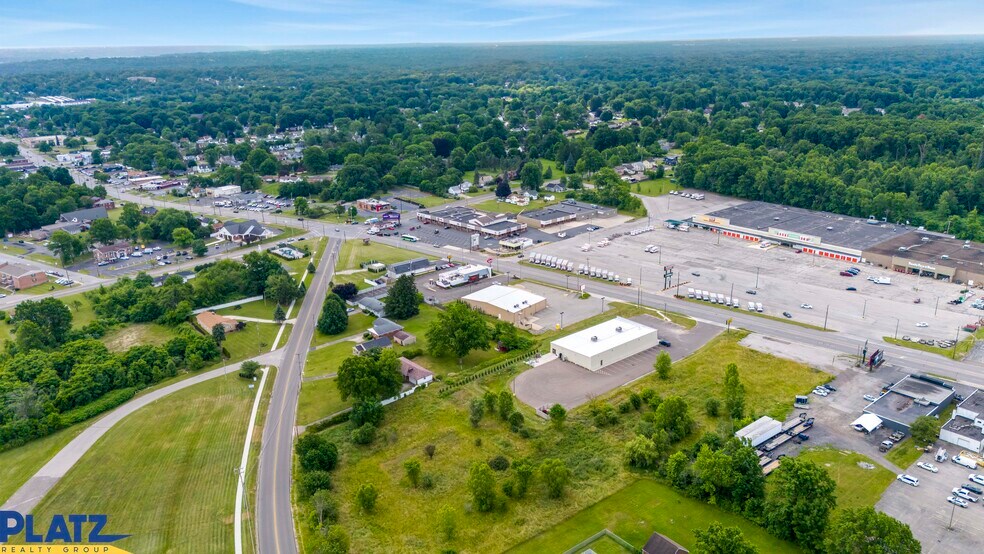 More Photos Of 4450 Mahoning Ave, Youngstown Freestanding For Sale