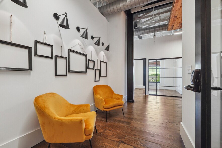 More Photos Of 12655 Birmingham Hwy, Alpharetta Storefront Retail Office For Lease