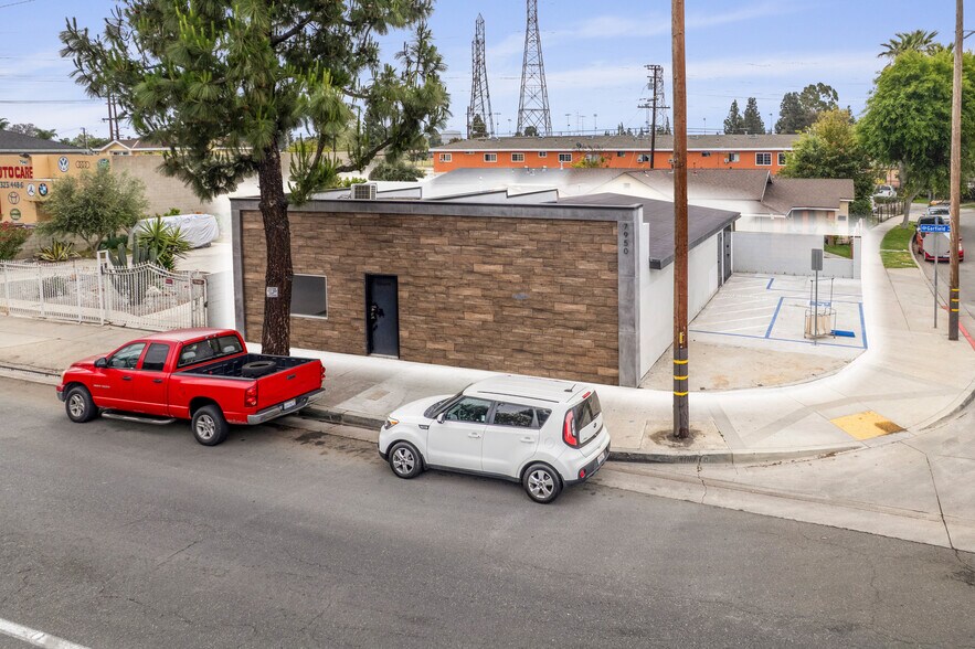 Primary Photo Of 7950 Garfield Ave, Bell Gardens Warehouse For Sale