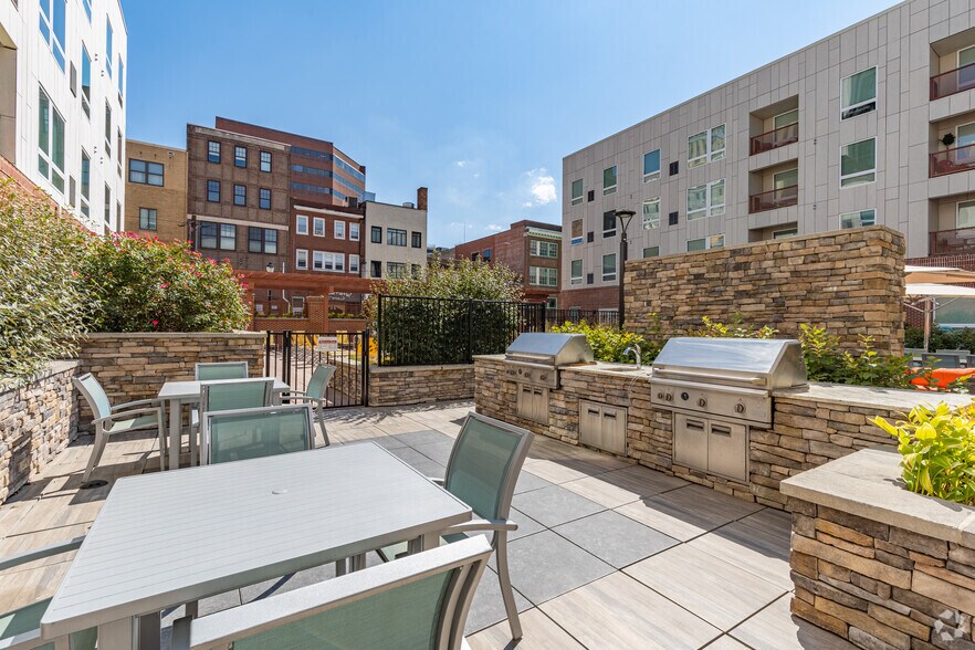 More Photos Of 116 W 9th St, Wilmington Apartments For Lease