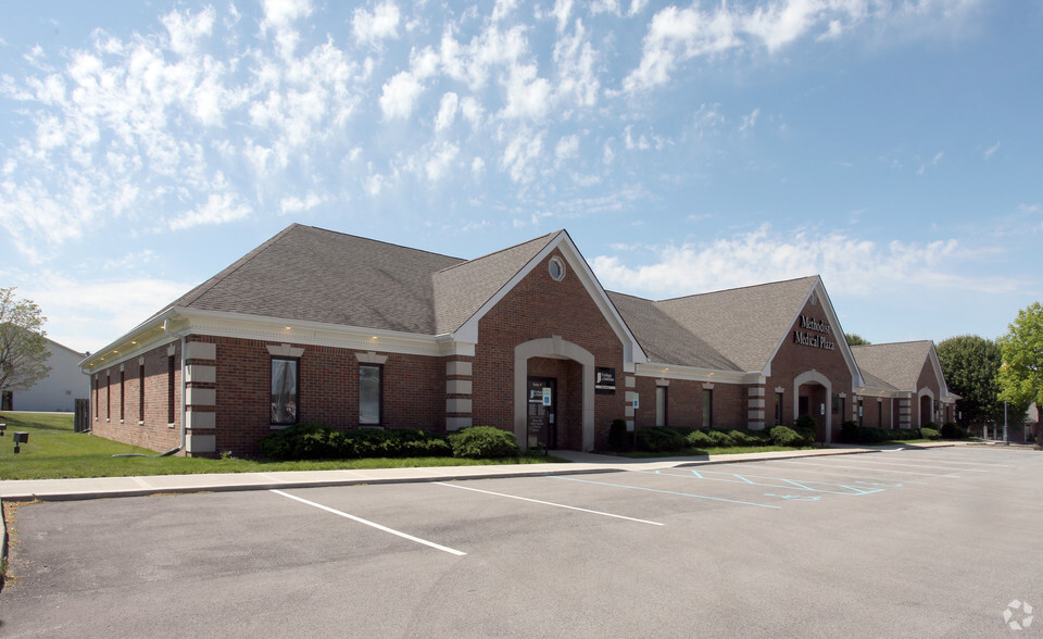 Primary Photo Of 100 Town Center Dr S, Mooresville Medical For Lease