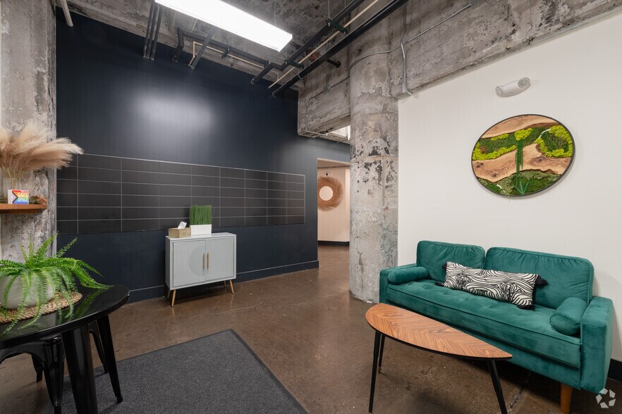 More Photos Of 166 Chandler St, Buffalo Apartments For Lease