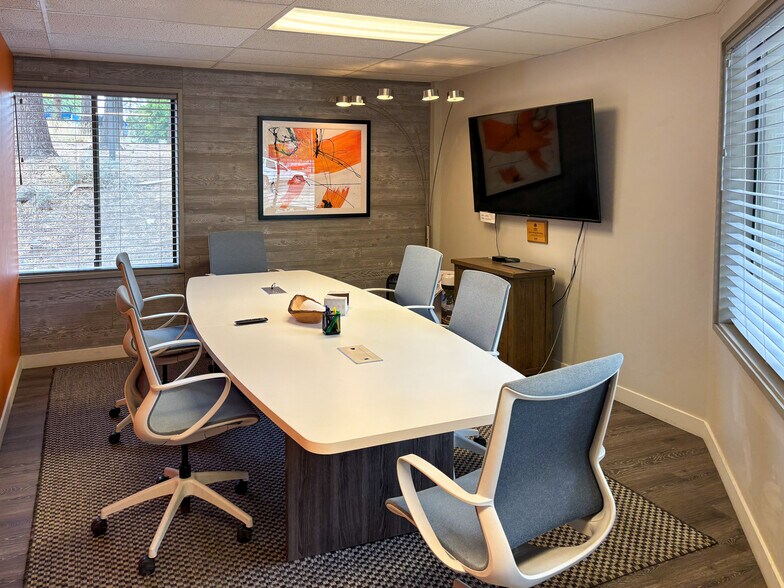 More Photos Of 20340-20370 Empire Ave, Bend Unknown For Lease