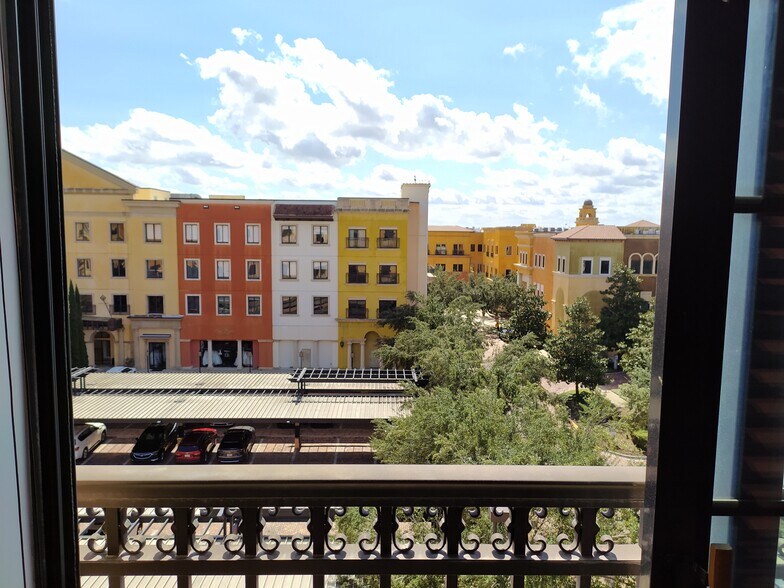 More Photos Of 2295 S Hiawassee Rd, Orlando Office For Sale