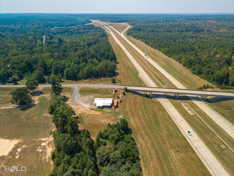 More Photos Of 7318 Ida State Line rd, Ida Bar For Sale