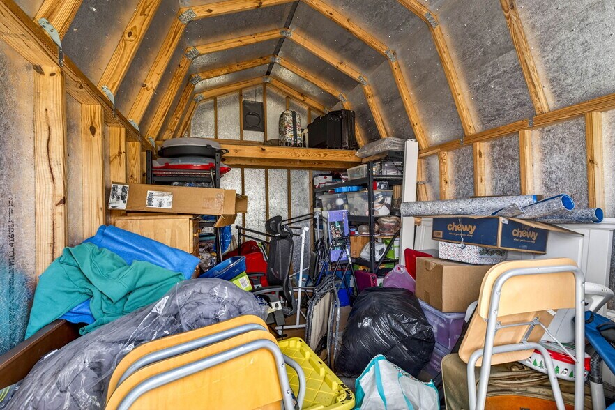 More Photos Of 3308 24th Ave SE, Ruskin Specialty For Sale