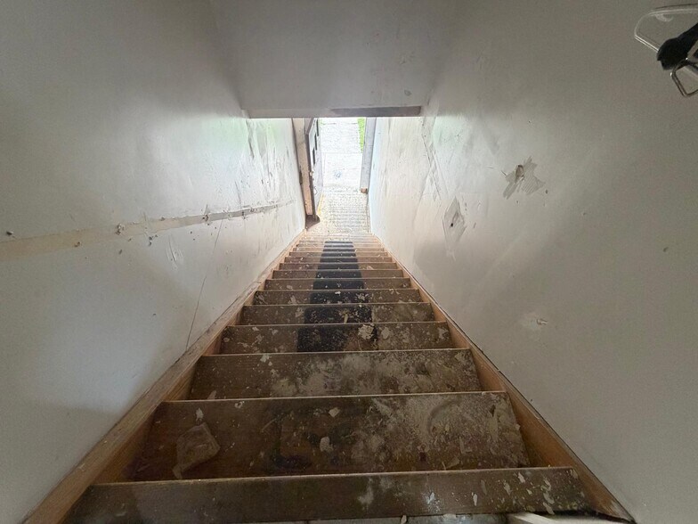 More Photos Of 114 Elm Street, Cortland Storefront Retail Residential For Sale