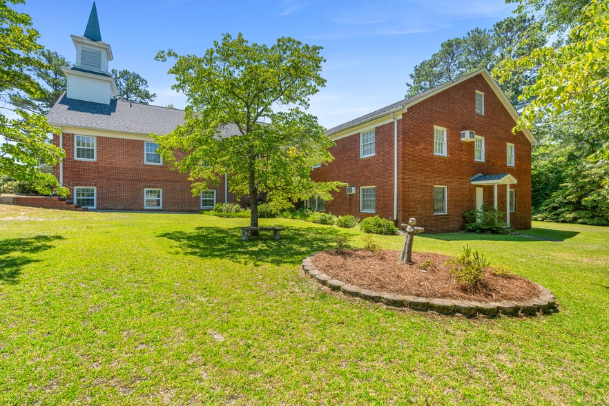 More Photos Of 1920 Park Ave, Rockingham Religious Facility For Sale