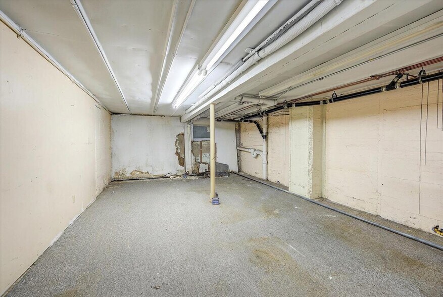 More Photos Of , Astoria Multifamily For Sale