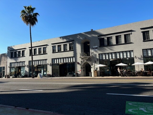 More Photos Of 9701-9725 Santa Monica Blvd, Beverly Hills Storefront Retail Office For Lease