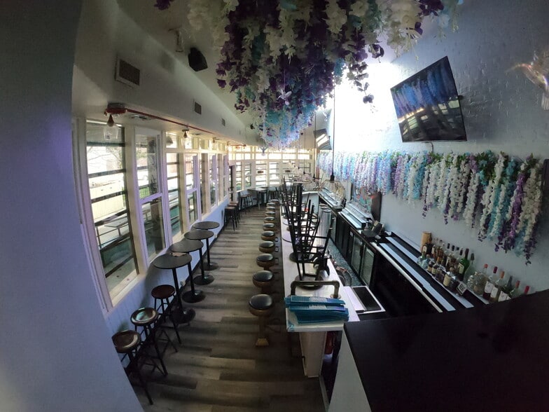 More Photos Of 1225 Cathedral St, Baltimore Restaurant For Lease