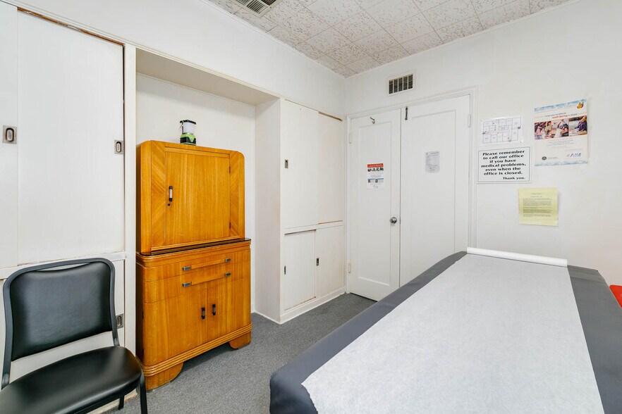 More Photos Of 95 W Sierra Madre Blvd, Sierra Madre Medical For Sale