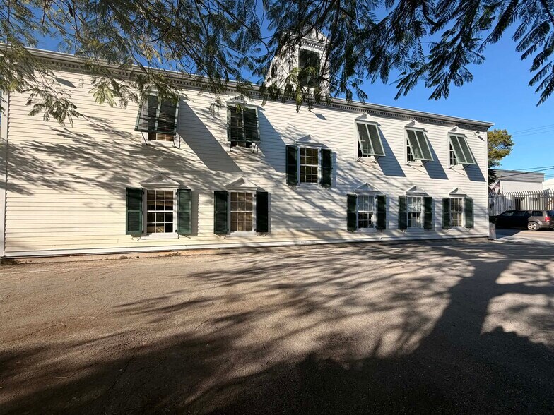 More Photos Of 302 Southard St, Key West Office For Sale