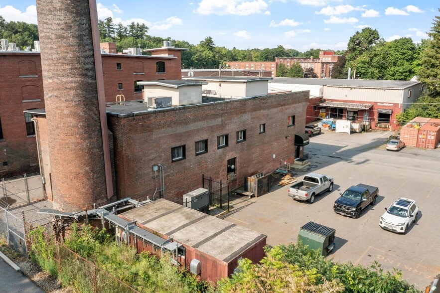 More Photos Of 19 Parker St, Clinton Industrial For Sale