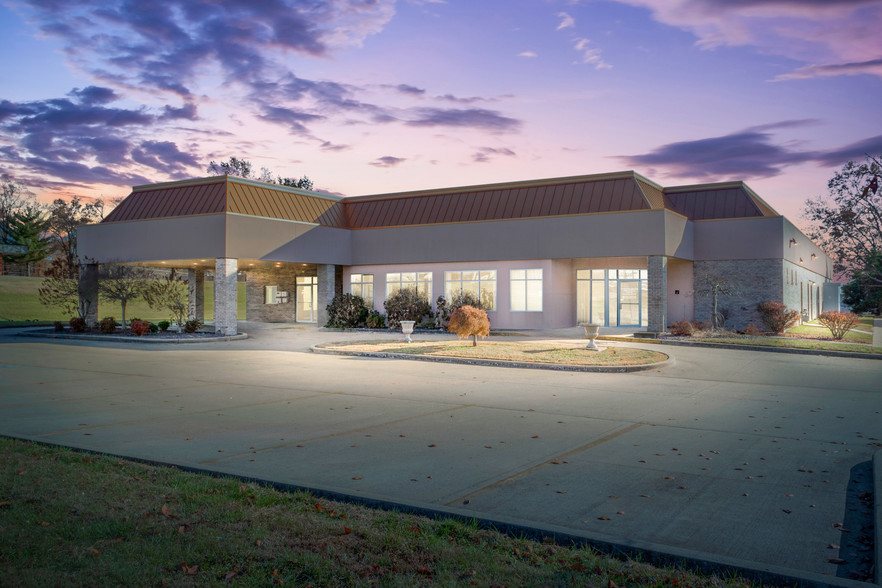 Primary Photo Of 3241 Percy Dr, Cape Girardeau Medical For Lease