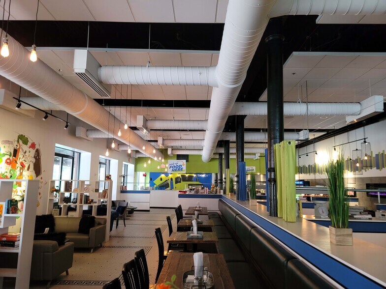 More Photos Of 131 W 2nd St, Davenport Office Residential For Sale