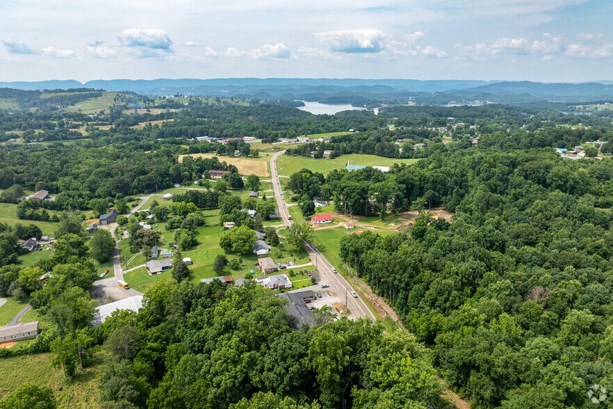 More Photos Of 2215 Buffalo Trl, Morristown Apartments For Sale