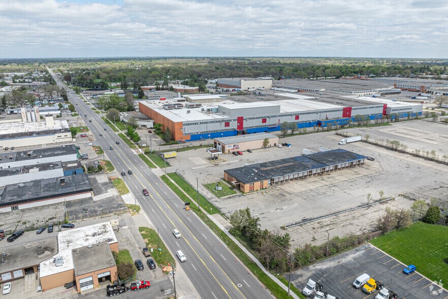 More Photos Of 3890 Eastern Ave SE, Grand Rapids Truck Terminal For Sale