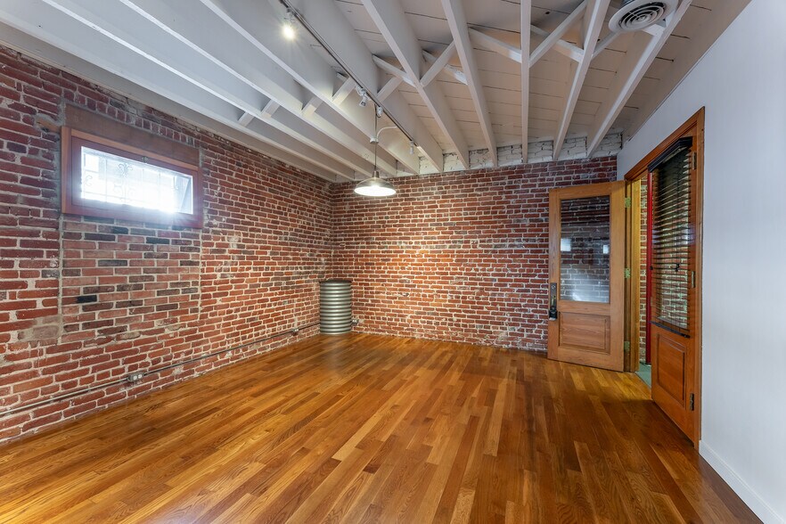 More Photos Of 635-675 G St, San Diego Storefront Retail Office For Lease