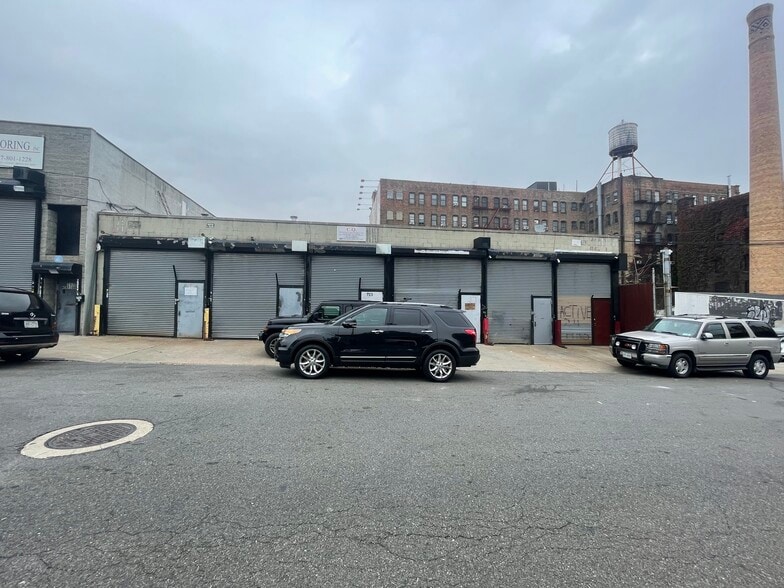 Primary Photo Of 719-729 E 135 St, Bronx Warehouse For Lease