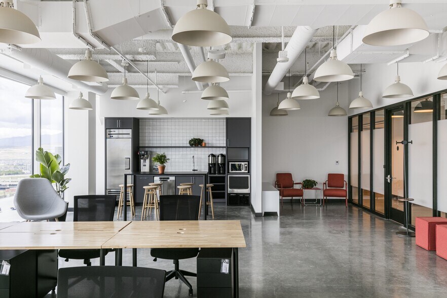 More Photos Of 1557 W Innovation Way, Lehi Office For Lease