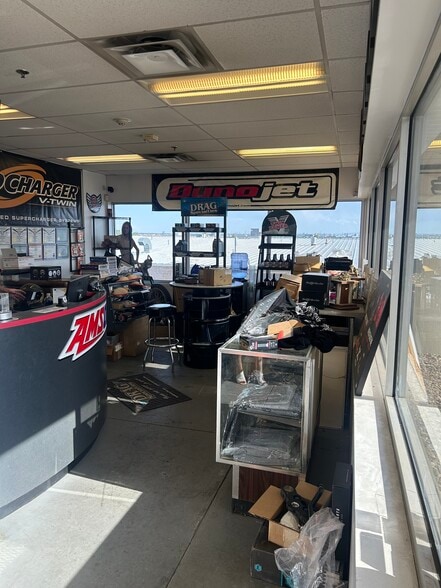 More Photos Of 802-886 E 78th Ave, Denver Warehouse For Sale