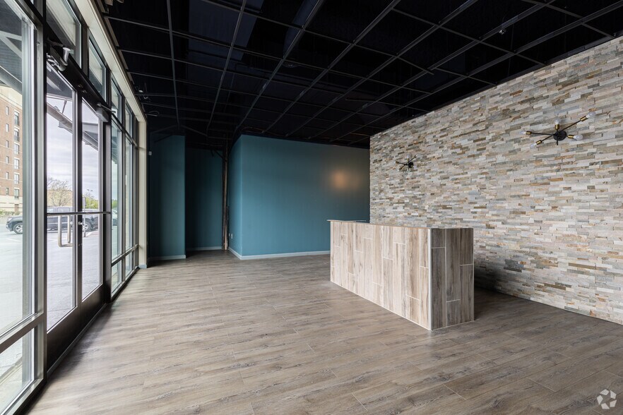 More Photos Of 119 Fairfield Ave, Bellevue Office For Lease