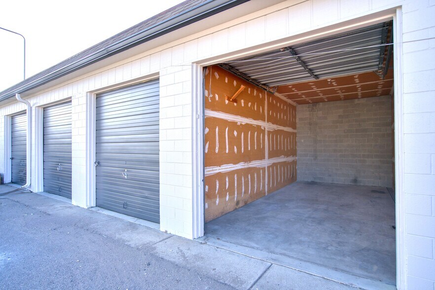 More Photos Of 1109-1115 Kimbark St, Longmont Unknown For Lease