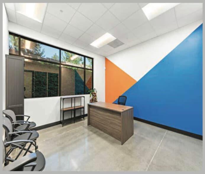 More Photos Of 25 Orchard Rd, Lake Forest Office For Lease