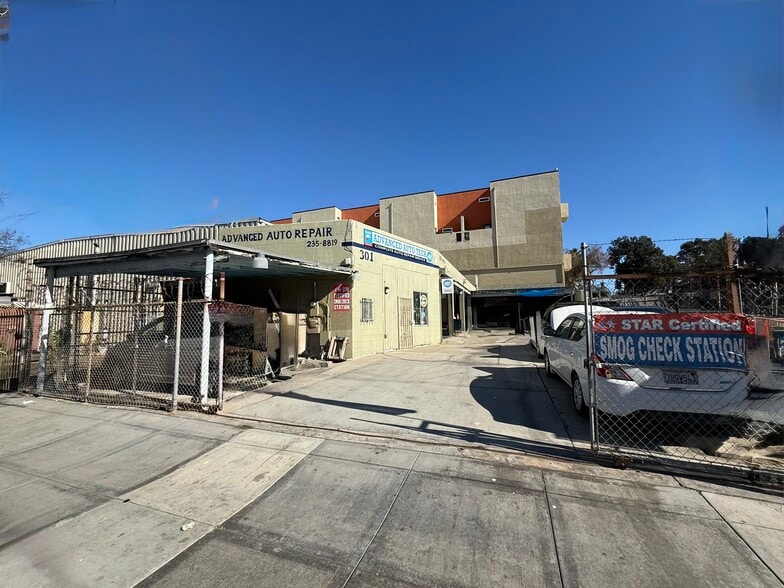 More Photos Of 301 16th St, San Diego Auto Repair For Sale